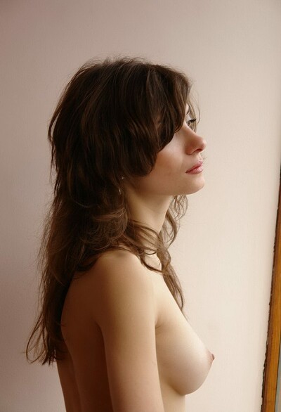 Model Jini in She is naked all time in her crib